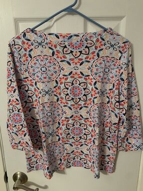croft & barrow White 3/4 Sleeve Medallion Print Top with Blue & Coral Accents.